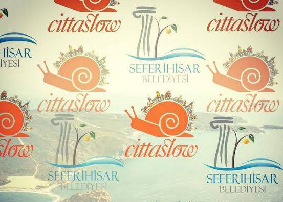 Seferihisar, bir dönem Türkiye’nin Cittaslow (Sakin Şehir) başkenti ve koordinatörüydü.