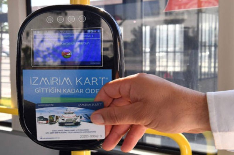 İzmir’de toplu ulaşım ve taksi ücretlerine yapılan zamlar, bugün itibarıyla