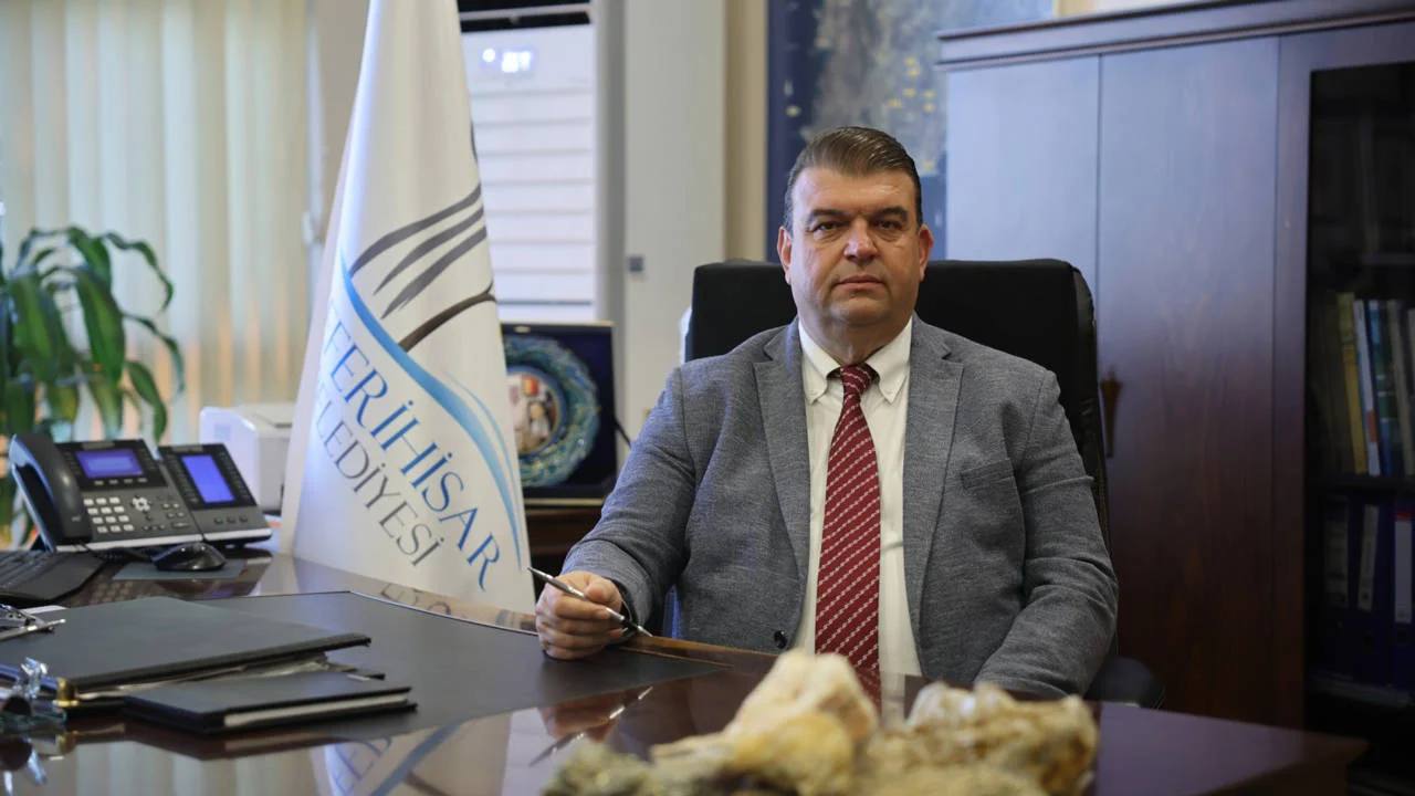 Partilisi için “Bir takım istekleri var, görüşmüyorum” dedi. Karabağlar Belediye