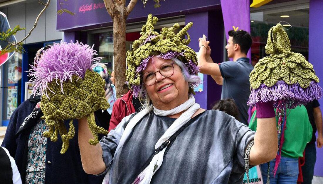 İzmir’in en bilinen gastronomi etkinliklerinden biri olan Urla Enginar Festivali,