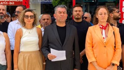 İlçe yönetimi görevinden ayrıldı, Yeni Parti’ye katılacaklarını açıkladı Seferihisar CHP