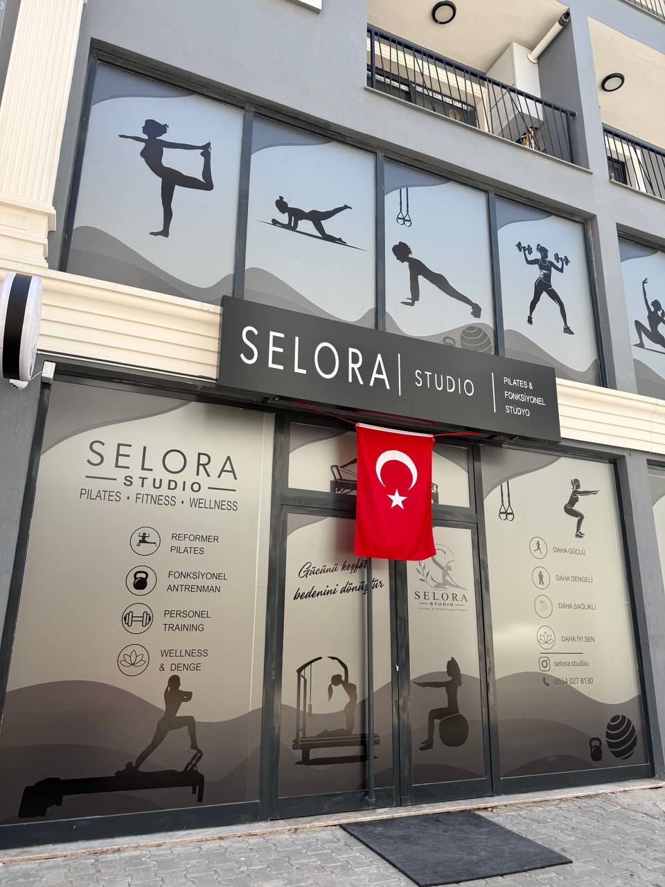 Seferihisar’da kadınlara yönelik reformer pilates ve fonksiyonel antrenman hizmeti veren
